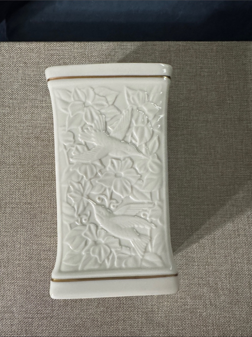 Lenox White Ceramic Hummingbird Relief Vase with Gold Trim